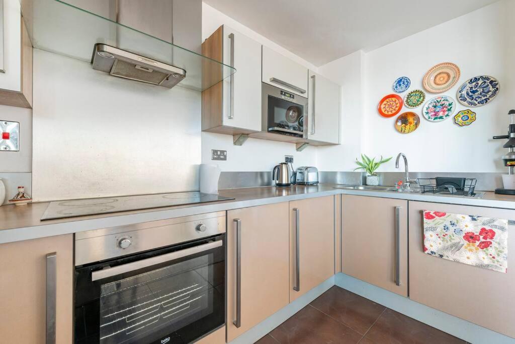 London Skylineviews 2 Bed 2 Bath Flat Near Canary Wharf, O2 & Excel Exterior foto
